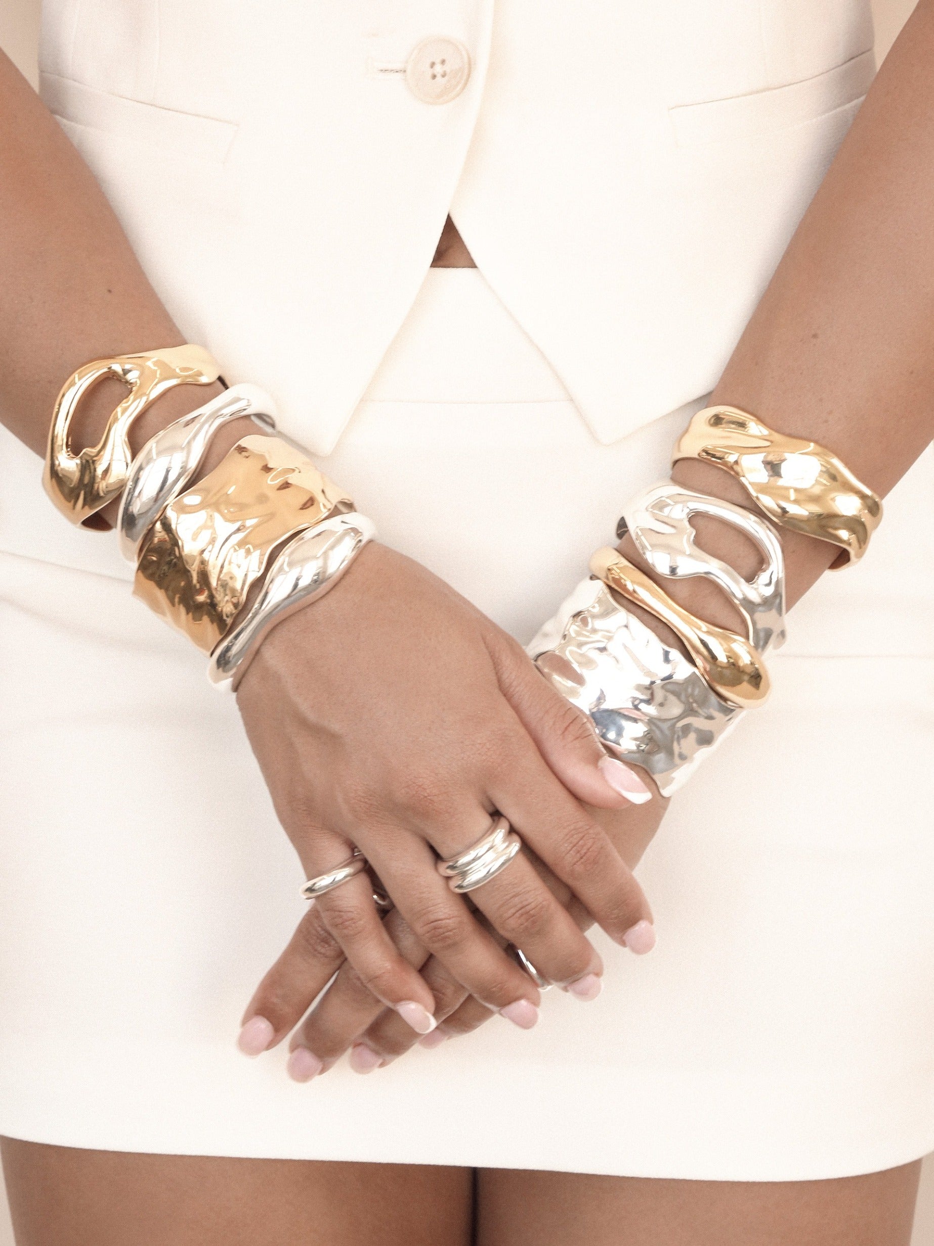 Thick Sculpted Cuff